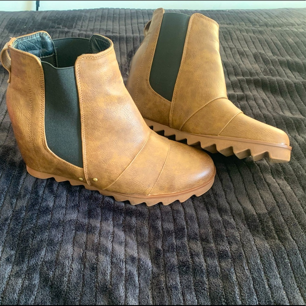Tinstree wedged leather boots